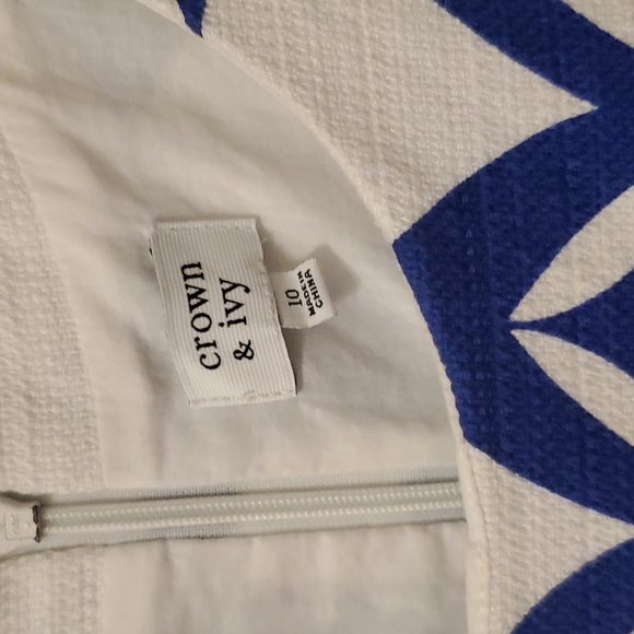 Dress - Picture 2 of 3